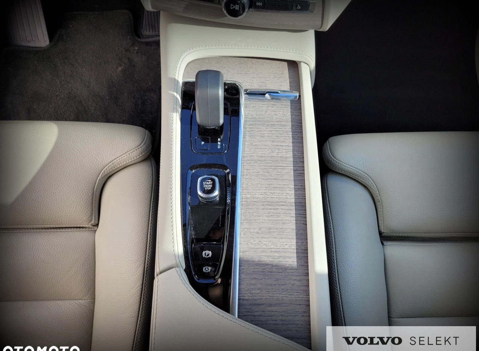Volvo XC 90 cena 289555 przebieg: 46181, rok produkcji 2023 z Jędrzejów małe 562